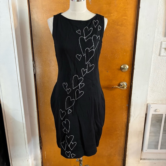 St.John Valentine’s Day resort wear dress. Size 12 - Picture 2 of 8